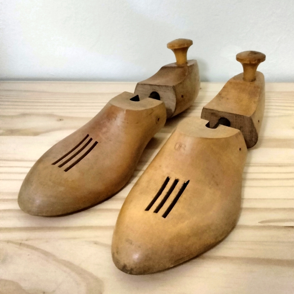 VTG Wooden Shoe sizer
